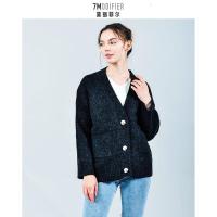 拉夏贝尔7M莫丽菲尔2020秋冬新款v领毛衣叠穿外套女纯色宽松9047M0123