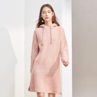 拉夏贝尔2021连衣裙女秋冬新款针织中长款打底裙内搭洋气连帽裙子