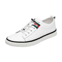 JEEP2019时尚潮搭男鞋舒适防滑休闲鞋运动鞋WY629