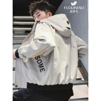 富贵鸟FUGUINIAO2019春季新款男士夹克连帽青年时尚绣花外套男装