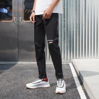 马克华菲男装秋字母印花舒适抽绳小脚直筒破洞牛仔裤潮牌