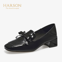 HARSON/哈森 方头漆皮蝴蝶结女鞋低跟粗跟单鞋HS97103