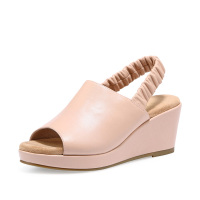 HARSON/哈森 露趾软面皮纯色女鞋坡跟凉鞋HM82428