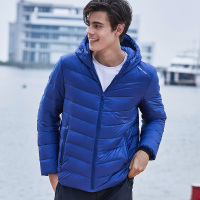 坦博尔秋新款轻薄羽绒男短款连帽运动时尚休闲羽绒服TA19221