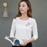 芊艺白色圆领长袖t恤女秋季2019新款显瘦小清新绣花上衣10847