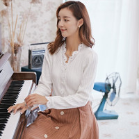 芊艺设计感小众白色长袖衬衫女秋季2019新款显瘦v领衬衣10801