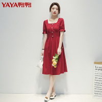 鸭鸭(yaya) 夏装新款女士泡泡袖中长款连衣裙法式花边方领气质