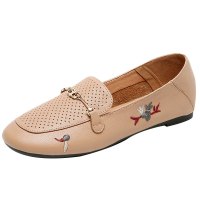 策霸真皮镂空单鞋女2020夏季新款平底绣花百搭女鞋大码软皮皮鞋41-43