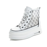 策霸2020新款马丁靴女秋季透气休闲百搭中筒真皮女鞋夏中筒复古短靴女