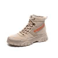 策恩公牛2020秋冬新款百搭英伦马丁靴女学生机车短靴女ins厚底瘦瘦女靴子