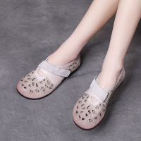 洞洞鞋女里外纯皮2021夏季镂空平跟妈妈鞋魔术贴复古真皮低帮女鞋