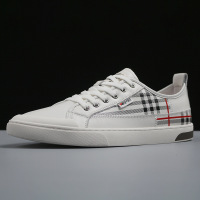 头层牛皮小白鞋男拼接潮流轻便板鞋街头休闲透气男士滑板鞋子