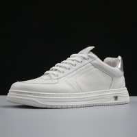 男鞋真皮小白鞋韩版潮流休闲鞋秋季厚底百搭男士板鞋头层牛皮皮鞋