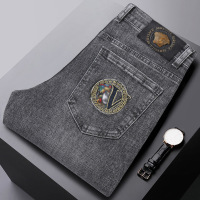 2021秋冬新款男士牛仔裤韩版修身休闲刺绣欧洲站青少年牛仔长裤