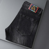 高端刺绣男士牛仔裤潮牌修身小脚秋款2021新款长裤子韩版潮流百搭