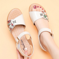 2022新款夏真皮凉鞋中年人妇女坡跟软底防滑妈妈鞋平底中老年女鞋