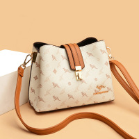 Three Sons包包女包新款2022斜挎包女时尚女士印花水桶包女单肩