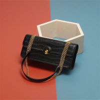 Three Sons小众时尚鳄鱼纹链条包法棍包2022年秋冬新款复古腋下