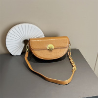 Three Sons小众挎包复古感半圆马鞍包包女秋冬斜挎包时尚百搭单