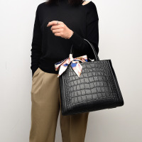 Ceba丝巾女包2022秋冬新款大包包女士上班通勤百搭大容量斜挎手