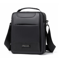 Ceba男士包包单肩斜挎包潮男休闲包百搭挂脖小包防泼水邮差包单