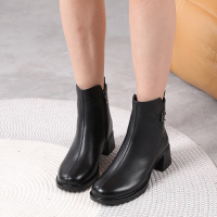 Jusen Shayu圆头中跟显瘦女鞋厚底粗跟短筒时装靴新款保暖加绒女