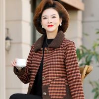 矮个子妈妈装冬天新款外套40岁加绒短款女装中年服装时尚拼接婆