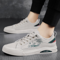 春季低帮皮面休闲小白鞋日常百搭运动跑步板鞋免系带男鞋