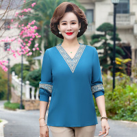 新款妈妈小衫女装时尚中年V领中老年女款春装上衣仿真丝中年女装