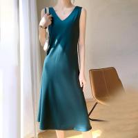 DBMG春季前后V领宽肩套头冰丝连衣裙女士宽松大码打底肩带裙女中