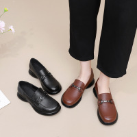 Brookings圆头单鞋大码头层牛皮2023年春款平底粗跟工作妈妈乐福