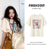 Three Sons姜贞羽2023夏季新款杏色印花短袖T恤女上衣打底衫