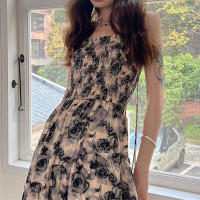 DBMG2023夏季新款碎花抹胸连衣裙女夏法式复古感收腰显瘦吊带裙