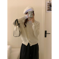 设计感小众100羊毛开衫女2023秋冬新款斜门襟牛角扣针织毛衣外套