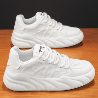 男鞋秋冬上新低帮厚底板鞋简约舒适平板潮鞋休闲百搭男士运动鞋