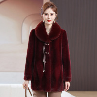 2023年气质婆婆装中老年妈妈大衣仿皮草皮毛一体中年装水貂绒人造