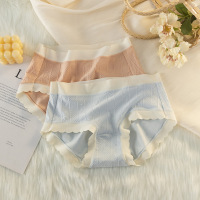 日系无痕女士内裤 中腰舒适透气三角裤女 温柔提花女内裤