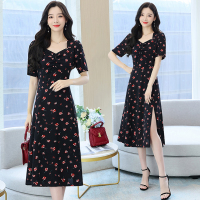 大码女装连衣裙新款夏装微胖mm遮肚显瘦V领开叉碎花a字裙