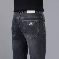 日常百搭高腰男士刺绣牛仔裤时尚弹力抗皱免烫宽松大码直筒裤男生
