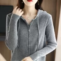 年秋冬新款连帽针织开衫长袖女纯色拉链宽松气质抽条纯色上衣