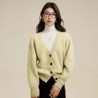 小单定制 经典V领羊毛开衫内搭濮院针织衫女秋冬时尚叠穿毛衣外套