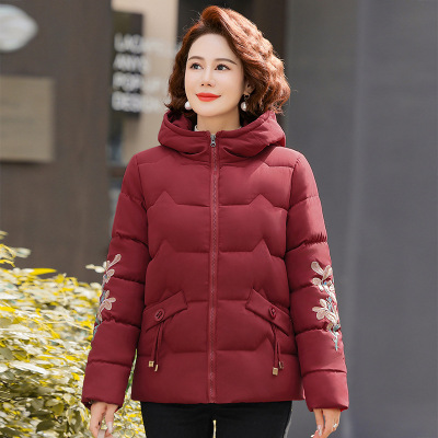 妈妈装冬装棉衣外套50岁中老年女士连帽棉服短款中年女装矮个子