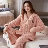 睡衣女冬季珊瑚绒翻领开衫长袖加绒加厚家居服法兰绒可爱卡通套装