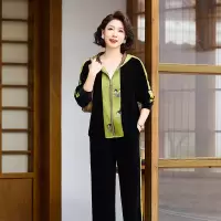 年中老年女装春装衣服时尚洋气妈妈装40-60岁连帽休闲套装女