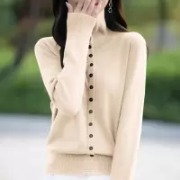 2025秋冬新款时髦优雅加厚高领针织毛衣女气质简约翻领超保暖开衫
