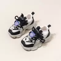 春季新款运动鞋设计感厚底跑步鞋网面透气休闲鞋女童卡通鞋带装饰