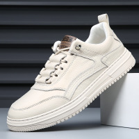 春季流行男鞋青春潮流休闲鞋青年韩版板鞋软皮休闲鞋皮鞋