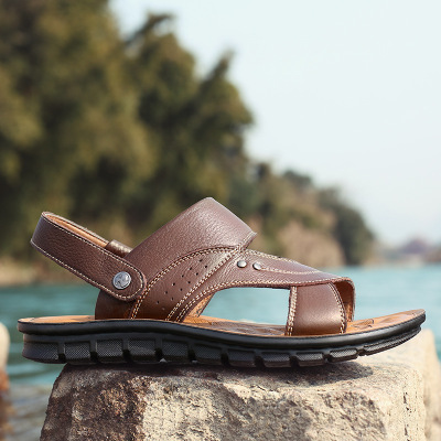 2025夏季新款男士凉鞋男真皮沙滩鞋休闲男鞋时尚拖鞋