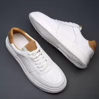 小白鞋子男2025春季新款潮流百搭透气休闲鞋男士厚底运动板鞋男生