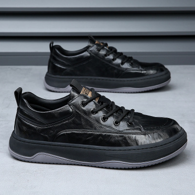 2025春季新款男鞋透气板鞋欧洲站男鞋歪头小白鞋百搭休闲溶解鞋潮